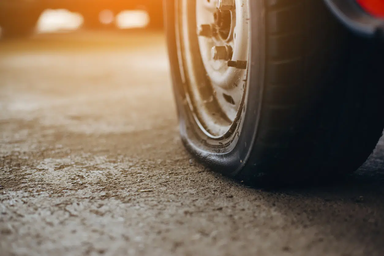 What Happens in a Tire Blowout Accident in Tampa, FL? 