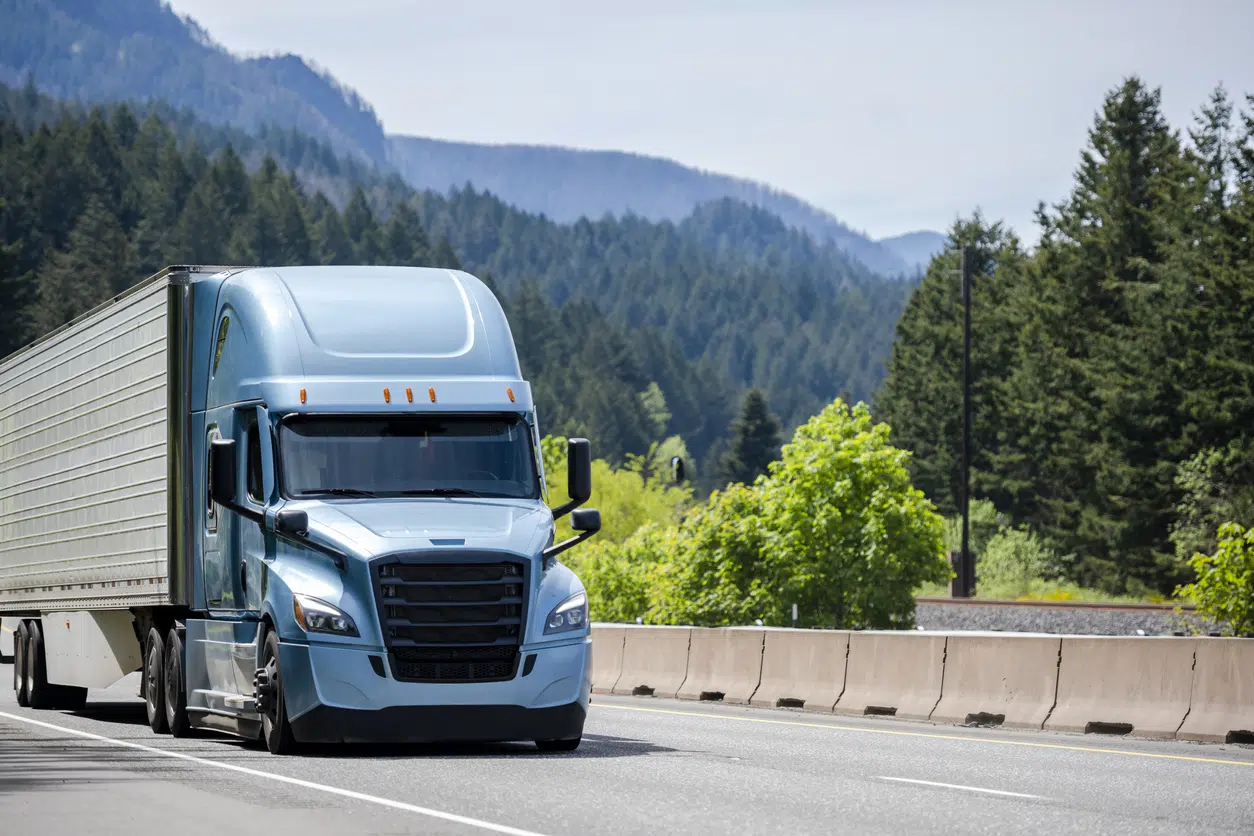 How Fast Can Commercial Trucks Safely Travel on Florida Highways